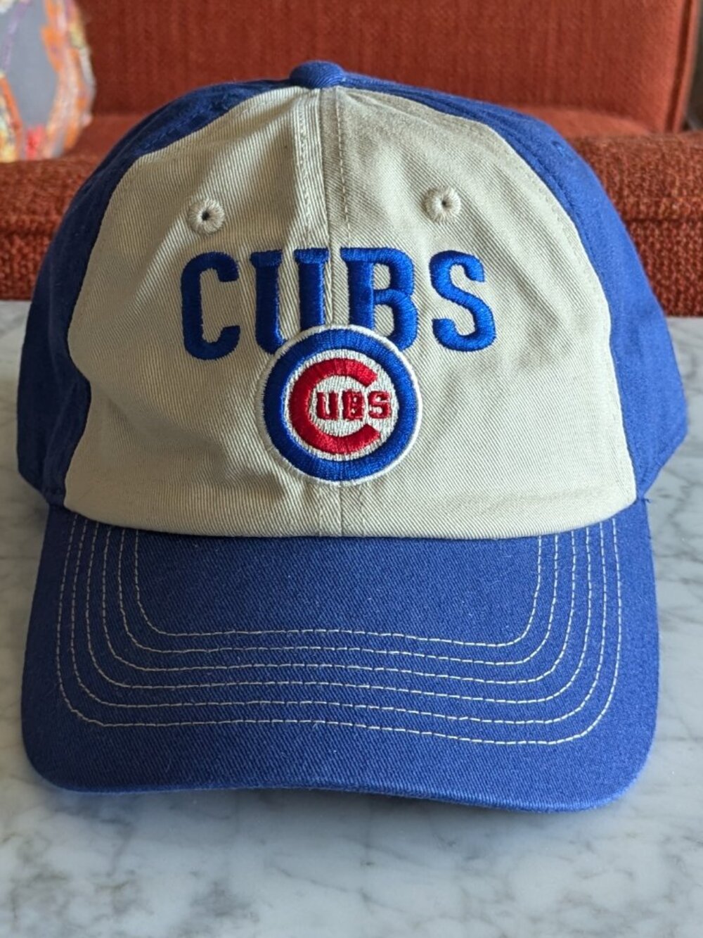 NWOT Chicago Cubs Ballcap / One Size Fits All